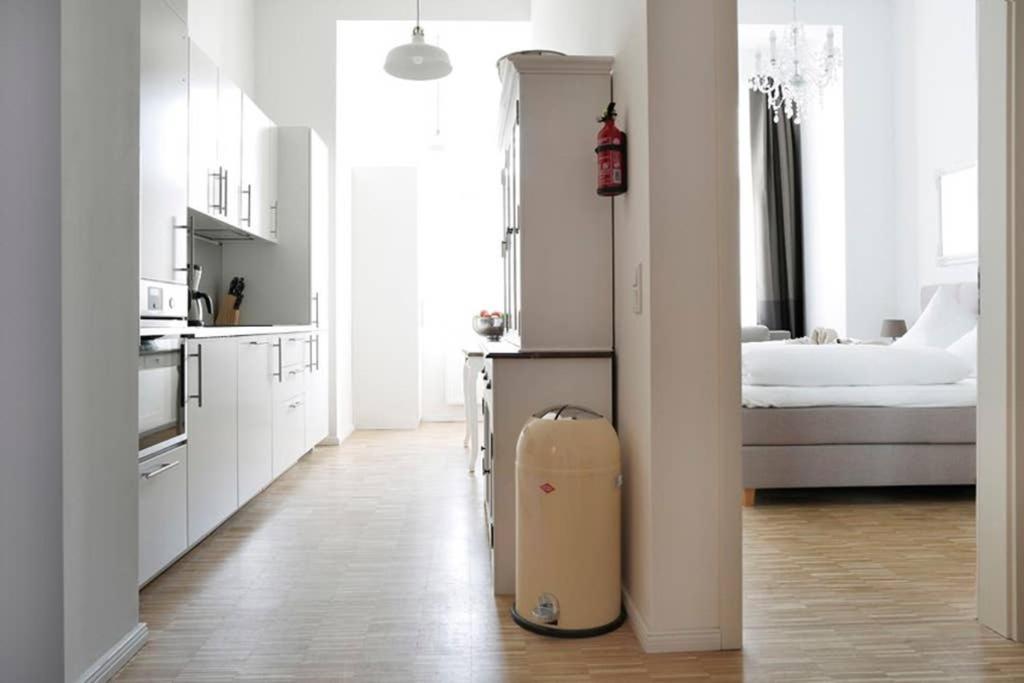 Sc 06 By Rockchair Apartments L Superhost Status L 4 Bedrooms Boxspringbeds 2 Bathrooms Balcony Elevator - Cozy Family & Business Flair Welcomes You! Berlín Exterior foto