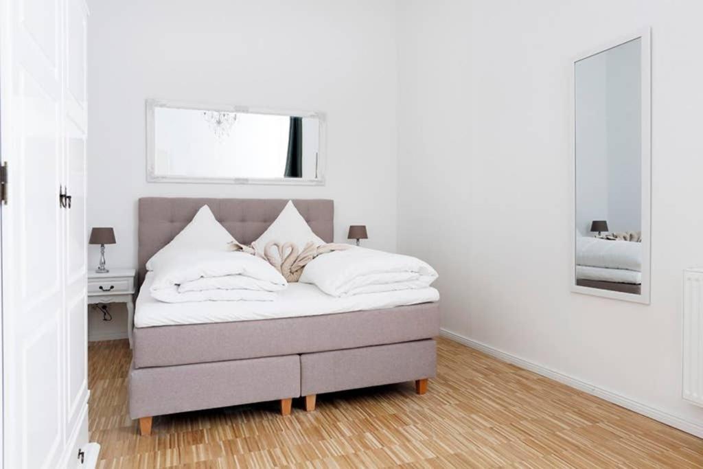 Sc 06 By Rockchair Apartments L Superhost Status L 4 Bedrooms Boxspringbeds 2 Bathrooms Balcony Elevator - Cozy Family & Business Flair Welcomes You! Berlín Exterior foto