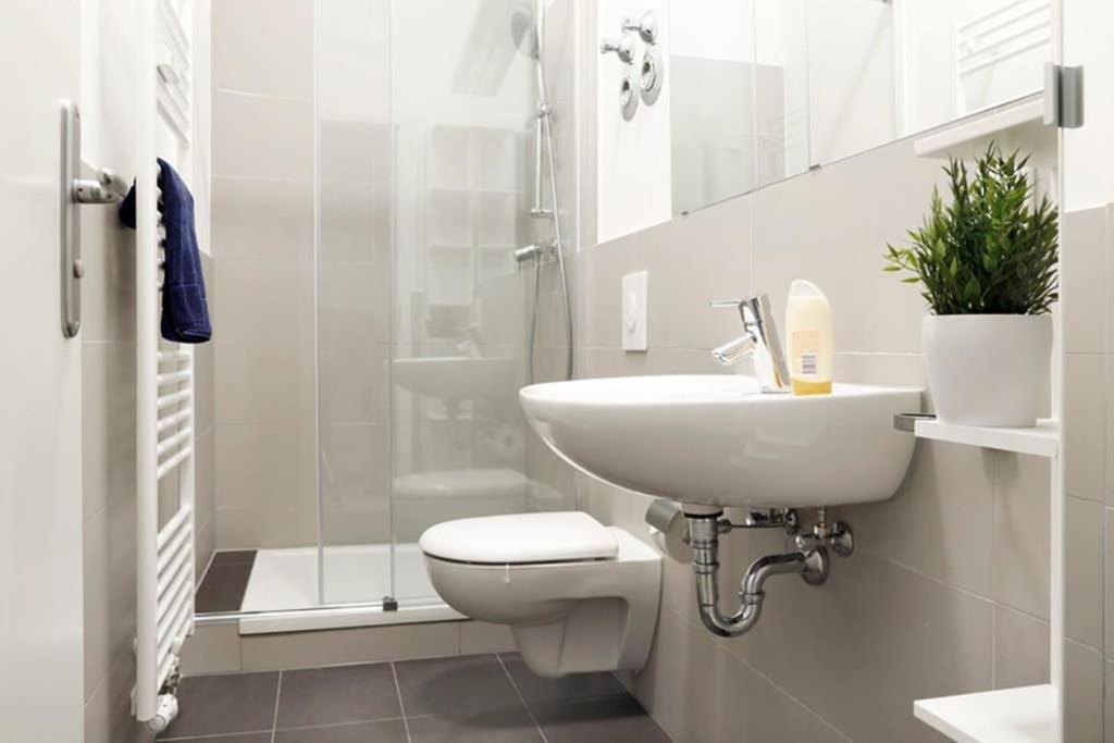 Sc 06 By Rockchair Apartments L Superhost Status L 4 Bedrooms Boxspringbeds 2 Bathrooms Balcony Elevator - Cozy Family & Business Flair Welcomes You! Berlín Exterior foto