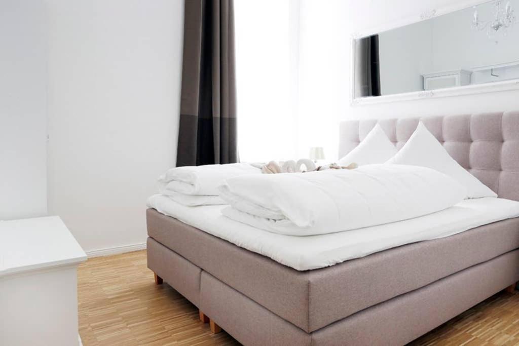 Sc 06 By Rockchair Apartments L Superhost Status L 4 Bedrooms Boxspringbeds 2 Bathrooms Balcony Elevator - Cozy Family & Business Flair Welcomes You! Berlín Exterior foto