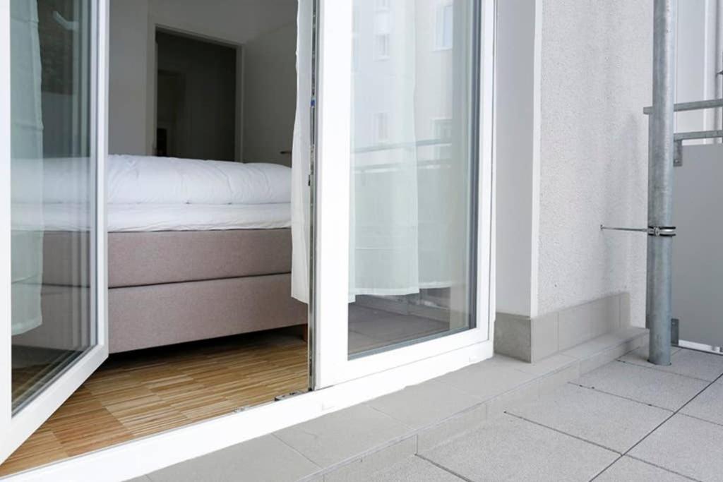 Sc 06 By Rockchair Apartments L Superhost Status L 4 Bedrooms Boxspringbeds 2 Bathrooms Balcony Elevator - Cozy Family & Business Flair Welcomes You! Berlín Exterior foto