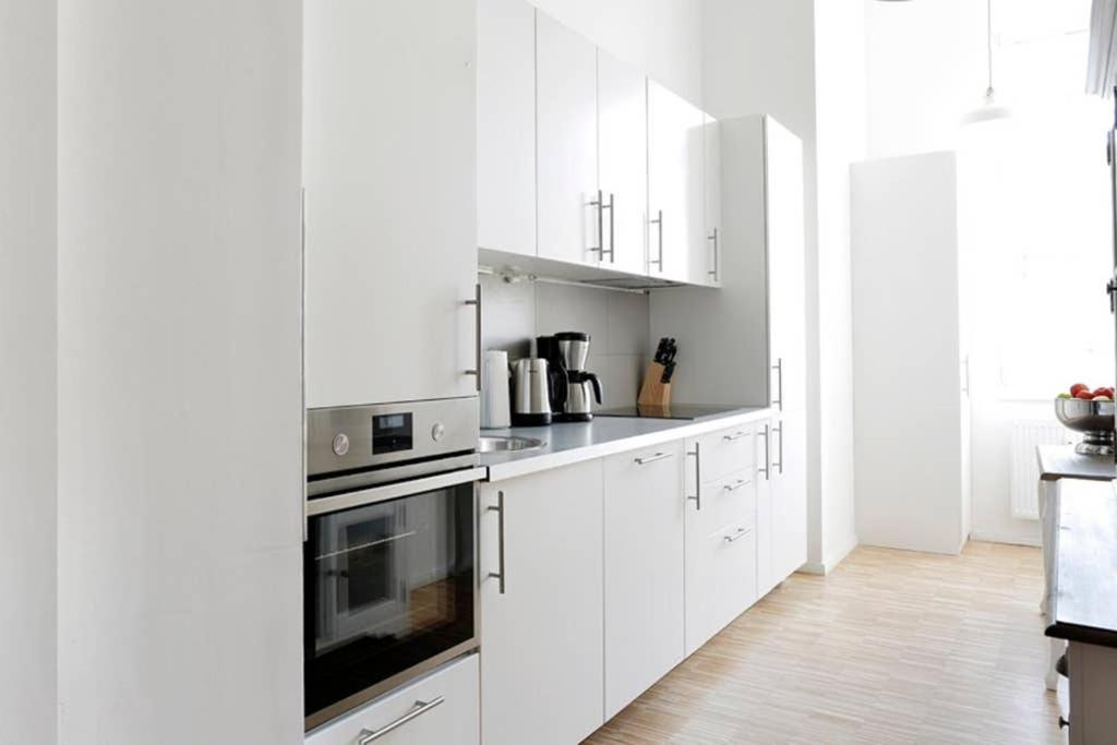 Sc 06 By Rockchair Apartments L Superhost Status L 4 Bedrooms Boxspringbeds 2 Bathrooms Balcony Elevator - Cozy Family & Business Flair Welcomes You! Berlín Exterior foto