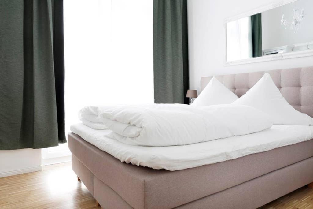 Sc 06 By Rockchair Apartments L Superhost Status L 4 Bedrooms Boxspringbeds 2 Bathrooms Balcony Elevator - Cozy Family & Business Flair Welcomes You! Berlín Exterior foto