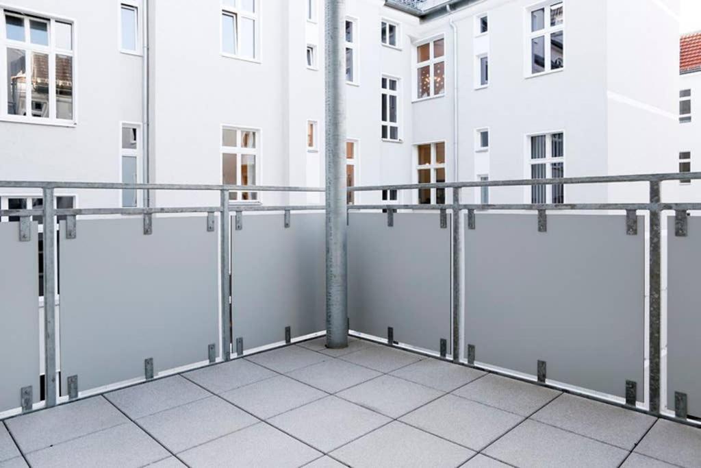 Sc 06 By Rockchair Apartments L Superhost Status L 4 Bedrooms Boxspringbeds 2 Bathrooms Balcony Elevator - Cozy Family & Business Flair Welcomes You! Berlín Exterior foto