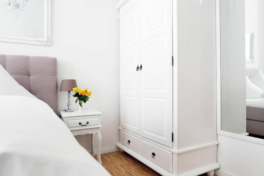 Sc 06 By Rockchair Apartments L Superhost Status L 4 Bedrooms Boxspringbeds 2 Bathrooms Balcony Elevator - Cozy Family & Business Flair Welcomes You! Berlín Exterior foto